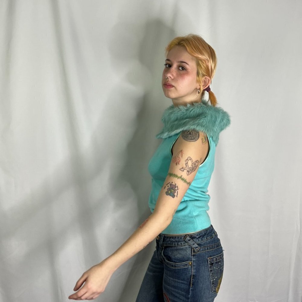 URTHEONE Turqiose  Sleeveless Faux Fur Trim Tank - Picture 2 of 14